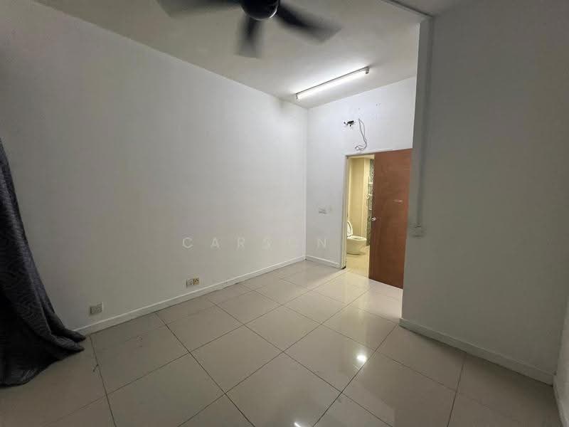 Kediaman Servis untuk Dijual di Greenfield Regency - Carson . - Interior - PropertyGuru.com.my
