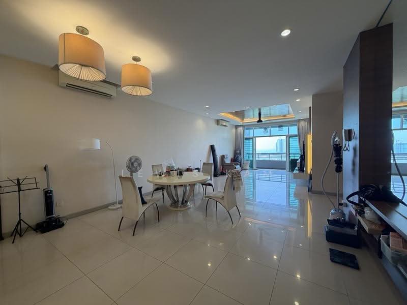 Kondominium untuk Dijual di Fettes Residence - Lewis Kam - Living Room - PropertyGuru.com.my