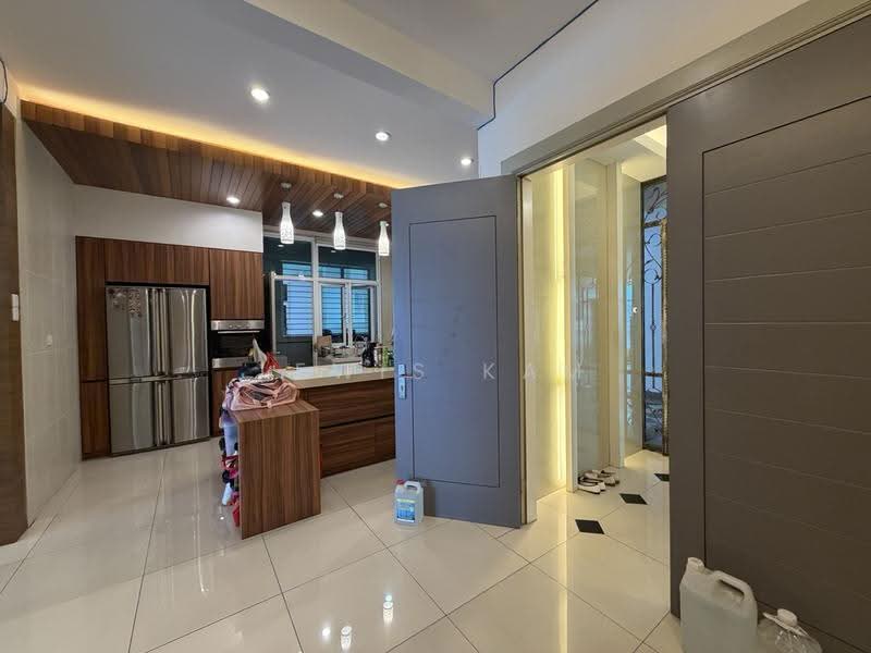 Kondominium untuk Dijual di Fettes Residence - Lewis Kam - Kitchen - PropertyGuru.com.my