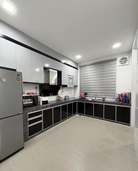 Rumah Teres 2-Tingkat untuk Dijual di Taman Mutiara Rini (Skudai) - Wennes Go - Kitchen - PropertyGuru.com.my