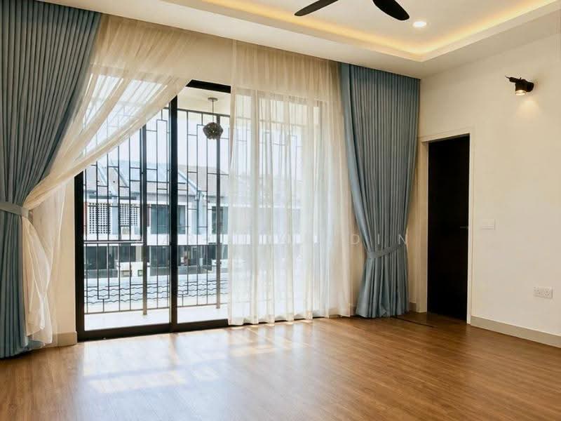 Rumah Teres 2-Tingkat untuk Disewa di Elmina (Shah Alam) - Azri Zabidin - PropertyGuru.com.my