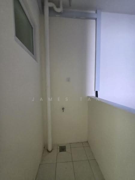 Kondominium untuk Dijual di QuayWest Residence - James Tan - Balcony - PropertyGuru.com.my