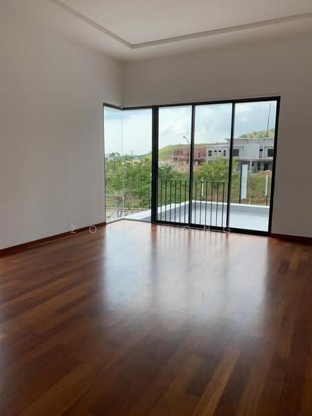 Semi-Detached House for Sale in Bandar Sri Sendayan (Negeri Sembilan) - Zoey Wong - View - PropertyGuru.com.my