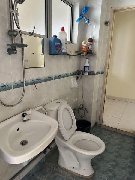 Rumah Teres 2.5-Tingkat untuk Dijual di Taman Bukit Serdang (Seri Kembangan) - Ivy Yong - PropertyGuru.com.my