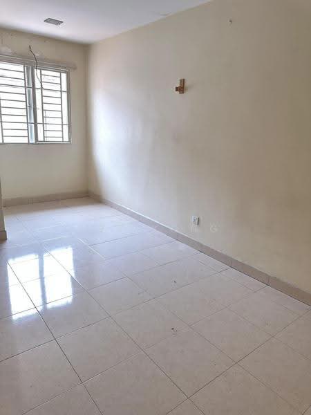 Rumah Teres 2.5-Tingkat untuk Dijual di Taman Bukit Serdang (Seri Kembangan) - Ivy Yong - PropertyGuru.com.my