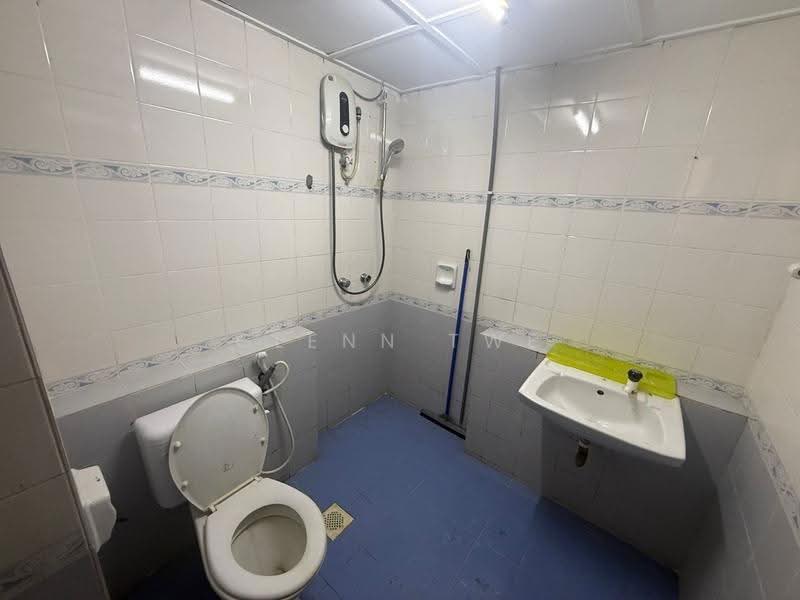 Semi-Detached House for Rent in Taman Perling (Perling) - Glenn Twe - PropertyGuru.com.my