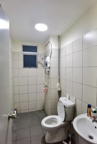 Kediaman Servis untuk Disewa di Nexus @ Kajang Station (Tower B) - Peter Tan - Bathroom - PropertyGuru.com.my