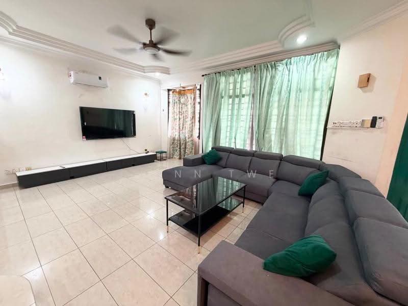 Kondominium untuk Disewa di Octville Condominium - Glenn Twe - Living Room - PropertyGuru.com.my