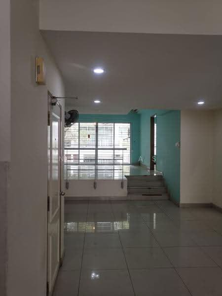 Condominium for Sale at Bayan Villa, Seri Kembangan - Nicholas Lew - PropertyGuru.com.my