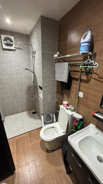 Rumah Teres 2-Tingkat untuk Dijual di Taman Desa Jaya (Kepong) - Anthony Foong - Bathroom - PropertyGuru.com.my
