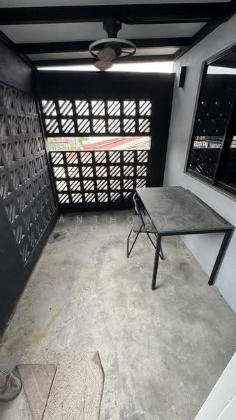Rumah Teres 2-Tingkat untuk Dijual di Taman Desa Jaya (Kepong) - Anthony Foong - Balcony - PropertyGuru.com.my