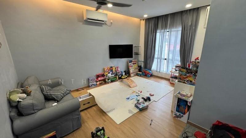 Rumah Teres 2-Tingkat untuk Dijual di Taman Desa Jaya (Kepong) - Anthony Foong - Living Room - PropertyGuru.com.my