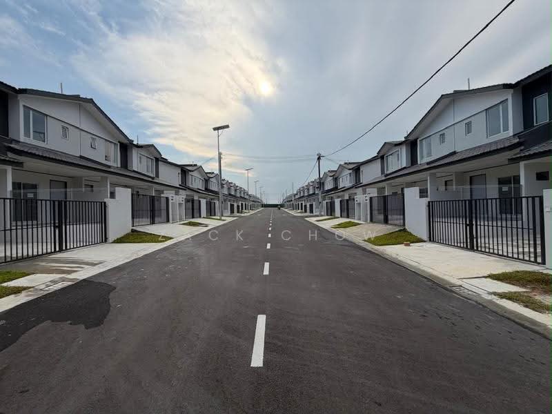 2-storey Terraced House for Sale in Taman Bestari Perdana (Pasir Gudang) - Zack Chow - Exterior - PropertyGuru.com.my