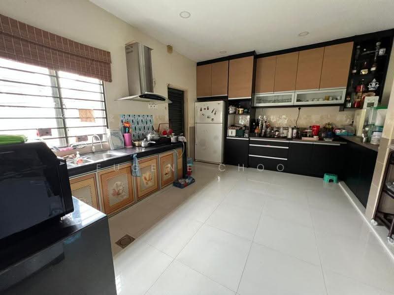 Rumah Teres 2.5-Tingkat untuk Dijual di Pekan Batu 9 (Cheras) - Eugene Choo - Kitchen - PropertyGuru.com.my