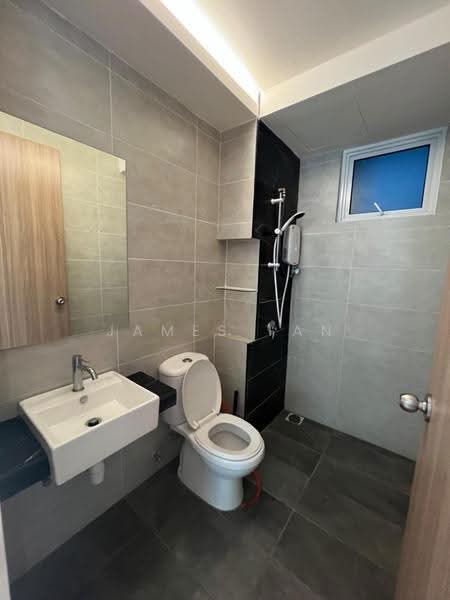 Condominium for Sale at QuayWest Residence - James Tan - Bathroom - PropertyGuru.com.my