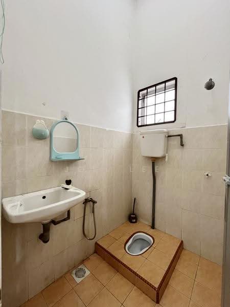 Rumah Teres 1-Tingkat untuk Dijual di Bidor (Perak) - Joel Lee - Bathroom - PropertyGuru.com.my