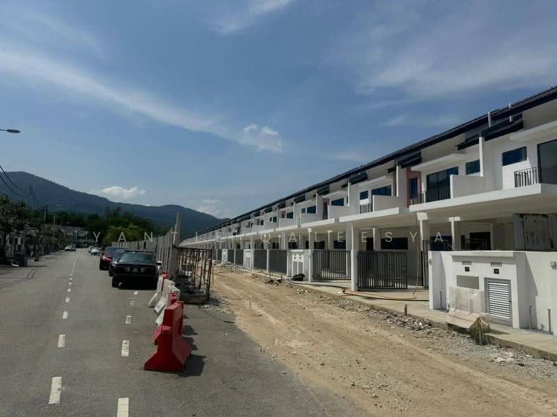 2-storey Terraced House for Sale in Senawang (Negeri Sembilan) - Yantie Qaleesya - Exterior - PropertyGuru.com.my