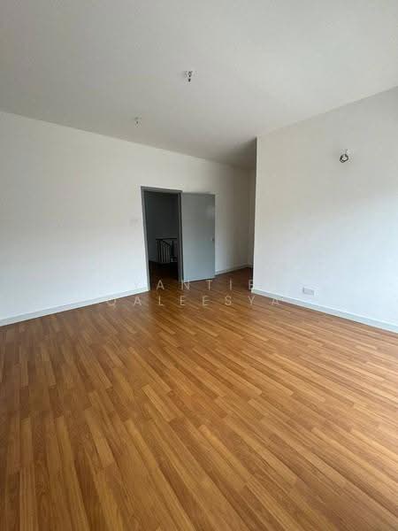 2-storey Terraced House for Sale in Senawang (Negeri Sembilan) - Yantie Qaleesya - Interior - PropertyGuru.com.my