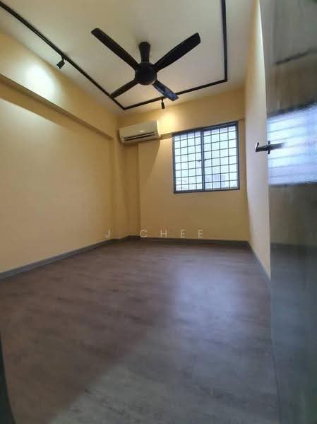 Apartment for Sale at Avenue Court - J Chee - Interior - PropertyGuru.com.my