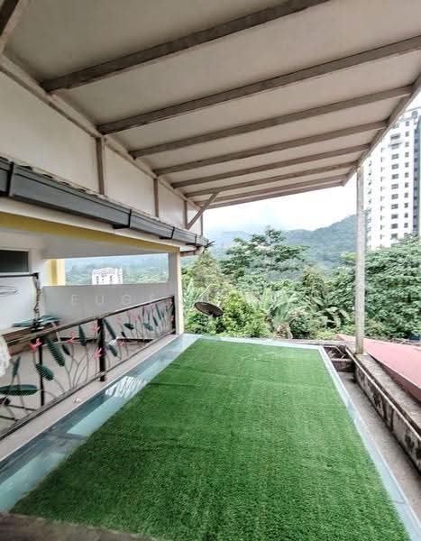Bungalow House for Sale in Bentong (Pahang) - Eugene Choo - Balcony - PropertyGuru.com.my