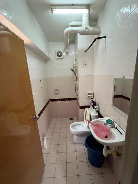 Kondominium untuk Dijual di Danau Impian - Isaac Tee - Bathroom - PropertyGuru.com.my