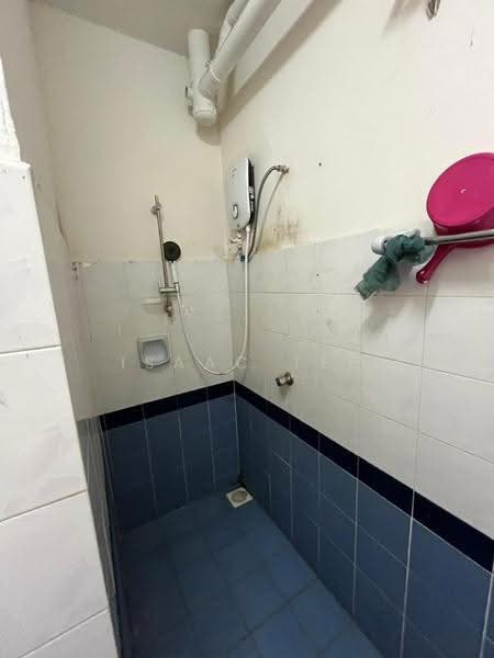 Kondominium untuk Dijual di Danau Impian - Isaac Tee - Bathroom - PropertyGuru.com.my