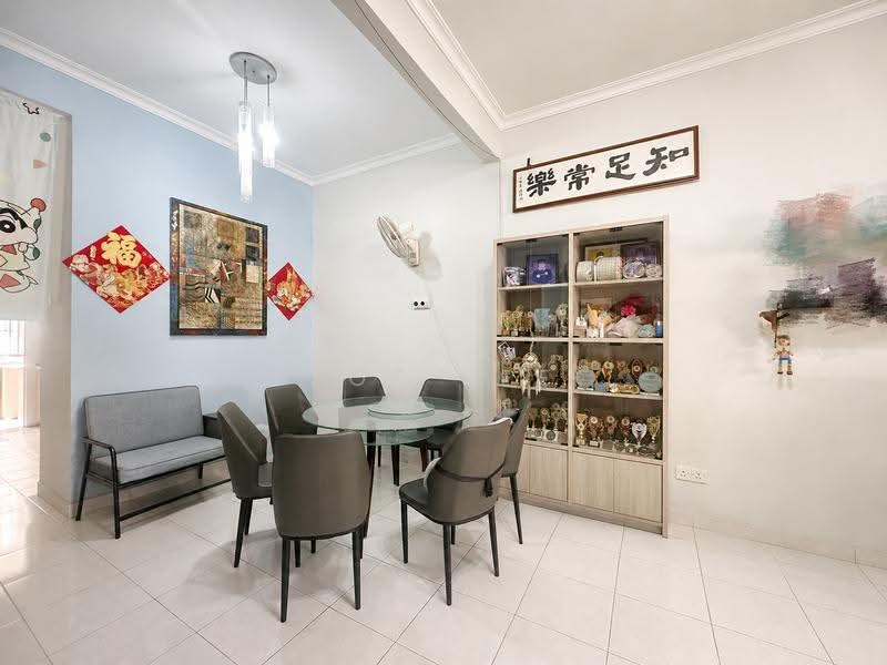 2-storey Terraced House for Sale in Taman Gaya (Ulu Tiram) - Zoe Lee - Dining Room - PropertyGuru.com.my