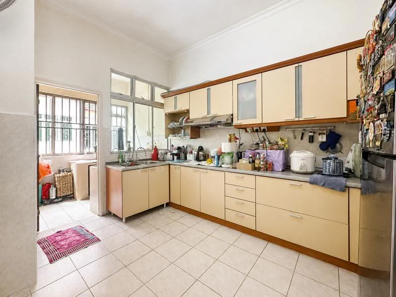 2-storey Terraced House for Sale in Taman Gaya (Ulu Tiram) - Zoe Lee - Kitchen - PropertyGuru.com.my
