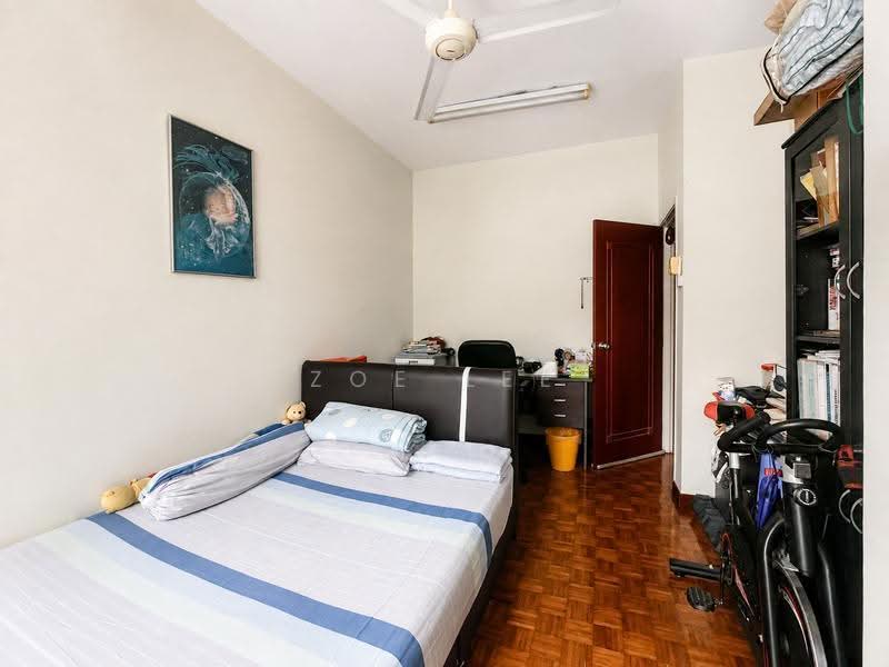 2-storey Terraced House for Sale in Taman Gaya (Ulu Tiram) - Zoe Lee - Bedroom - PropertyGuru.com.my