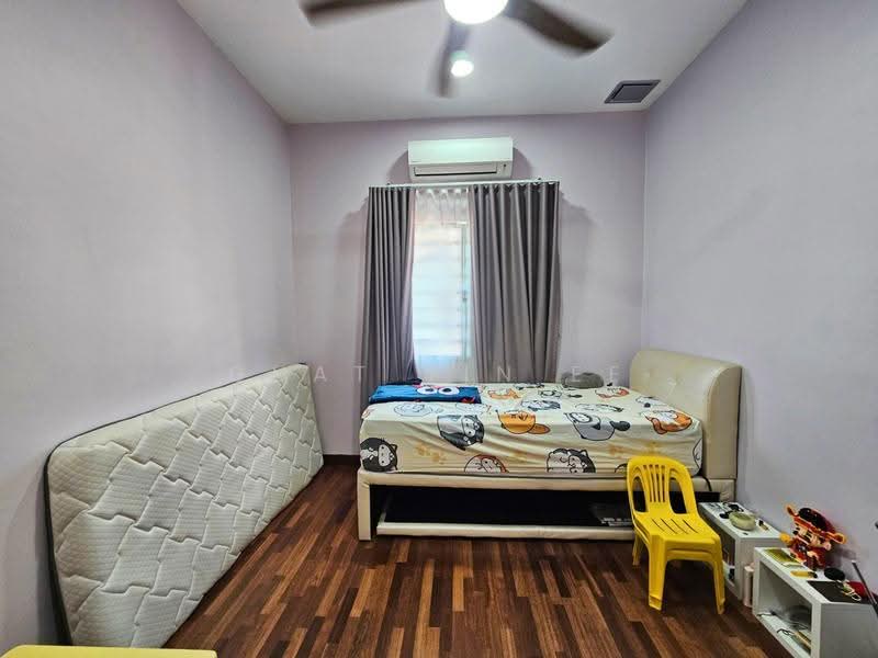 2-storey Terraced House for Sale in Putra Heights (Subang Jaya) - Lilian Ee - Bedroom - PropertyGuru.com.my