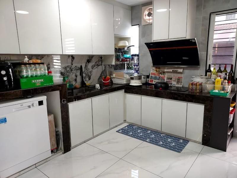 2-storey Terraced House for Sale in Putra Heights (Subang Jaya) - Lilian Ee - Kitchen - PropertyGuru.com.my