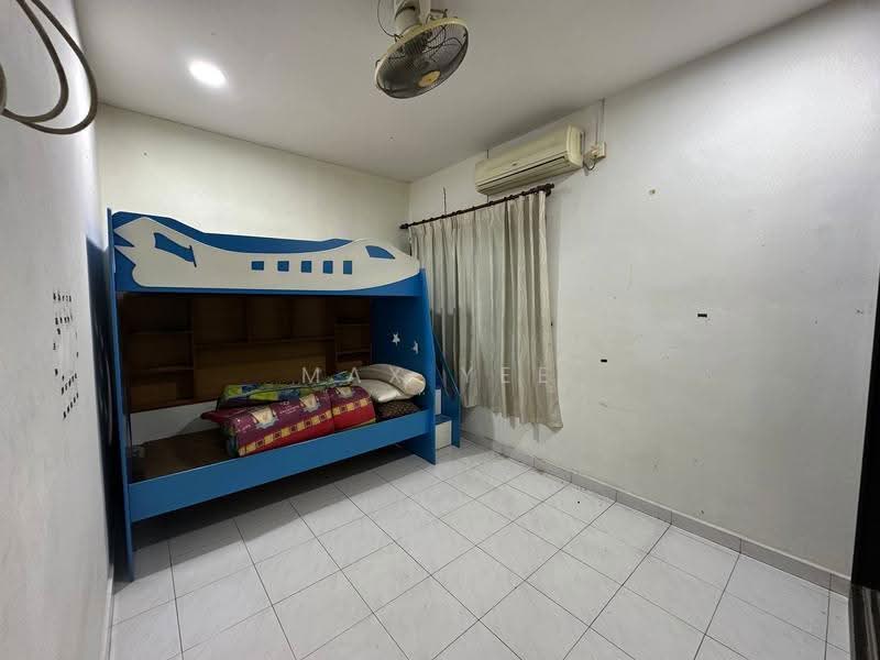 Rumah Teres 2-Tingkat untuk Disewa di Taman Daya (Johor Bahru) - Max Yee - Bedroom - PropertyGuru.com.my