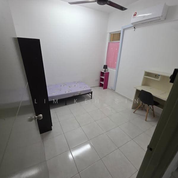 Apartment for Rent at The Rise Collection 3 - Lim Keh Sin - Bedroom - PropertyGuru.com.my