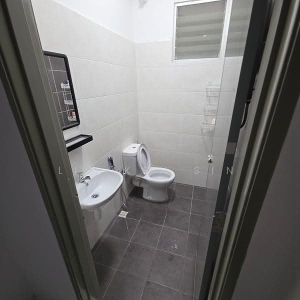 Apartment for Rent at The Rise Collection 3 - Lim Keh Sin - Bathroom - PropertyGuru.com.my