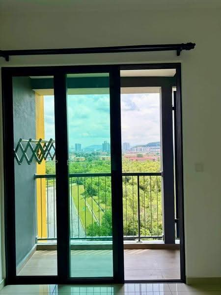 Kediaman Servis untuk Disewa di Parkland Residence - Peter Tan - Balcony - PropertyGuru.com.my