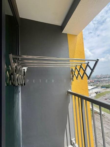 Kediaman Servis untuk Disewa di Parkland Residence - Peter Tan - Balcony - PropertyGuru.com.my