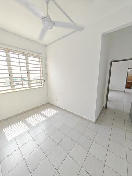 Apartment for Sale at Taman Pantai Intan - Boon Haw Ooi - Interior - PropertyGuru.com.my