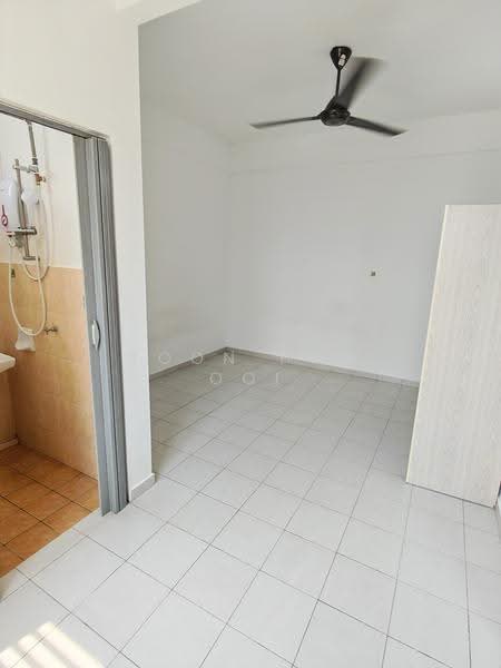 Apartment for Sale at Taman Pantai Intan - Boon Haw Ooi - Bathroom - PropertyGuru.com.my
