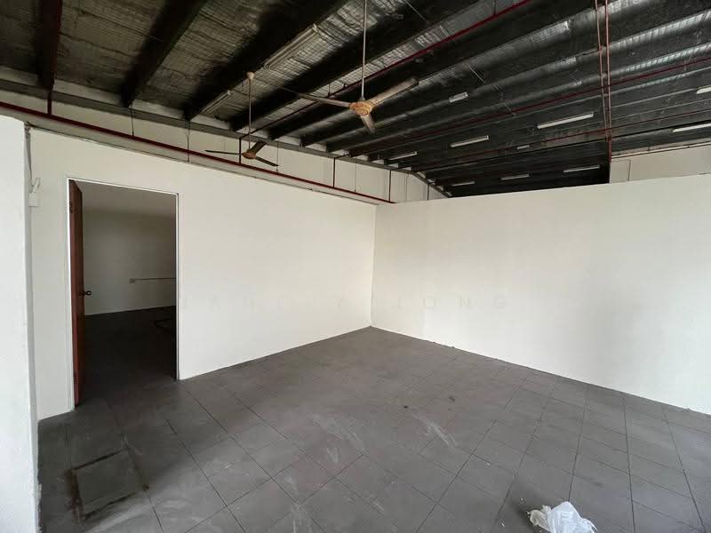 Kilang Terpisah untuk Dijual di Taman Perindustrian Desa Plentong (Masai) - Janlly Jong - Interior - PropertyGuru.com.my