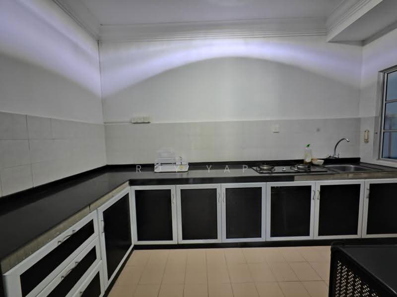 Apartment for Rent at Impian Senibong Apartment - Roy Yap - Kitchen - PropertyGuru.com.my