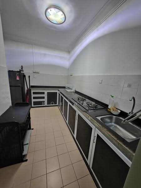 Apartment for Rent at Impian Senibong Apartment - Roy Yap - Kitchen - PropertyGuru.com.my