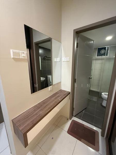 Kondominium untuk Disewa di Fairview Residence - Lim Keh Sin - Bathroom - PropertyGuru.com.my