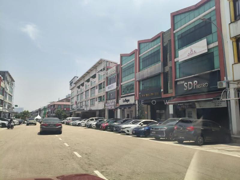Shop for Rent in Taman Molek (Johor Bahru) - Torow Yeow - PropertyGuru.com.my