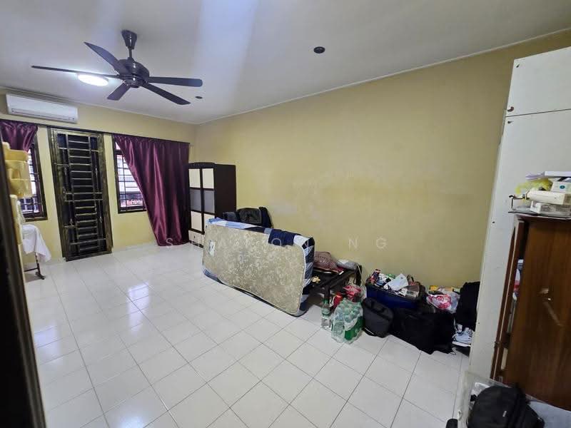 Rumah Teres 2-Tingkat untuk Dijual di Bandar Seri Alam (Masai) - Sharon Ng - Living Room - PropertyGuru.com.my