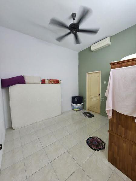 Rumah Teres 2-Tingkat untuk Dijual di Bandar Baru Sri Klebang (Chemor) - Qazin Khoo - Bedroom - PropertyGuru.com.my