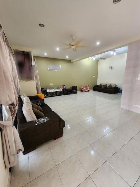 Rumah Teres 2-Tingkat untuk Dijual di Bandar Baru Sri Klebang (Chemor) - Qazin Khoo - Living Room - PropertyGuru.com.my