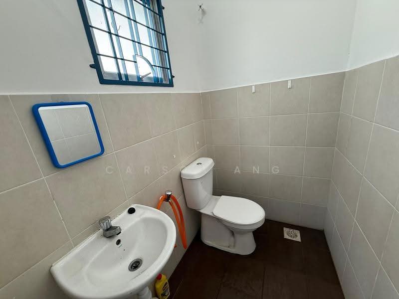 Terraced House for Rent in Seberang Perai (Penang) - Carson Ang - Bathroom - PropertyGuru.com.my