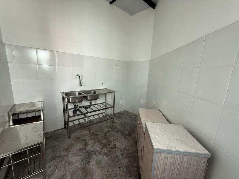 Terraced House for Rent in Seberang Perai (Penang) - Carson Ang - Kitchen - PropertyGuru.com.my