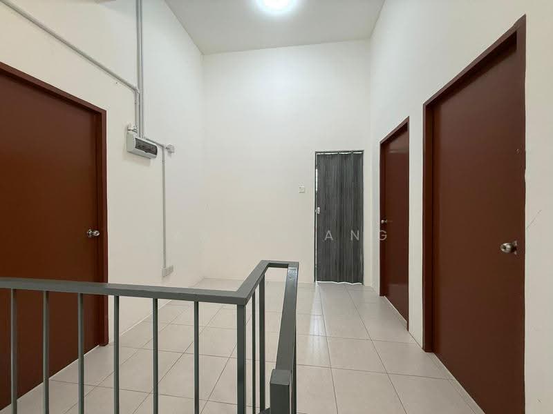 Terraced House for Rent in Seberang Perai (Penang) - Carson Ang - Corridor - PropertyGuru.com.my