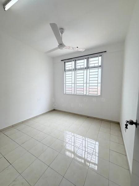 Pangsapuri untuk Disewa di Indah Court Apartment - Shieh Long Chen - Interior - PropertyGuru.com.my